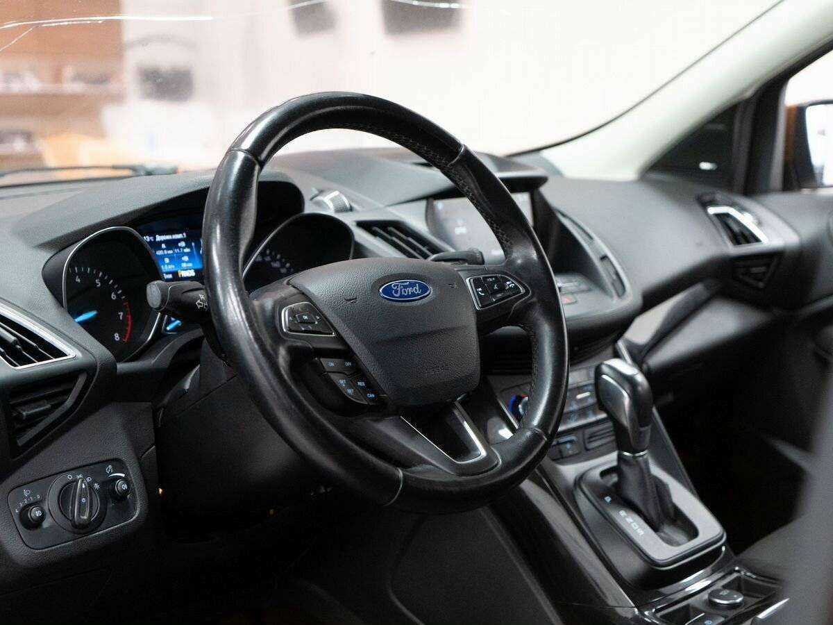 Купить Ford Kuga, 2017, 148 300 км, фото №5