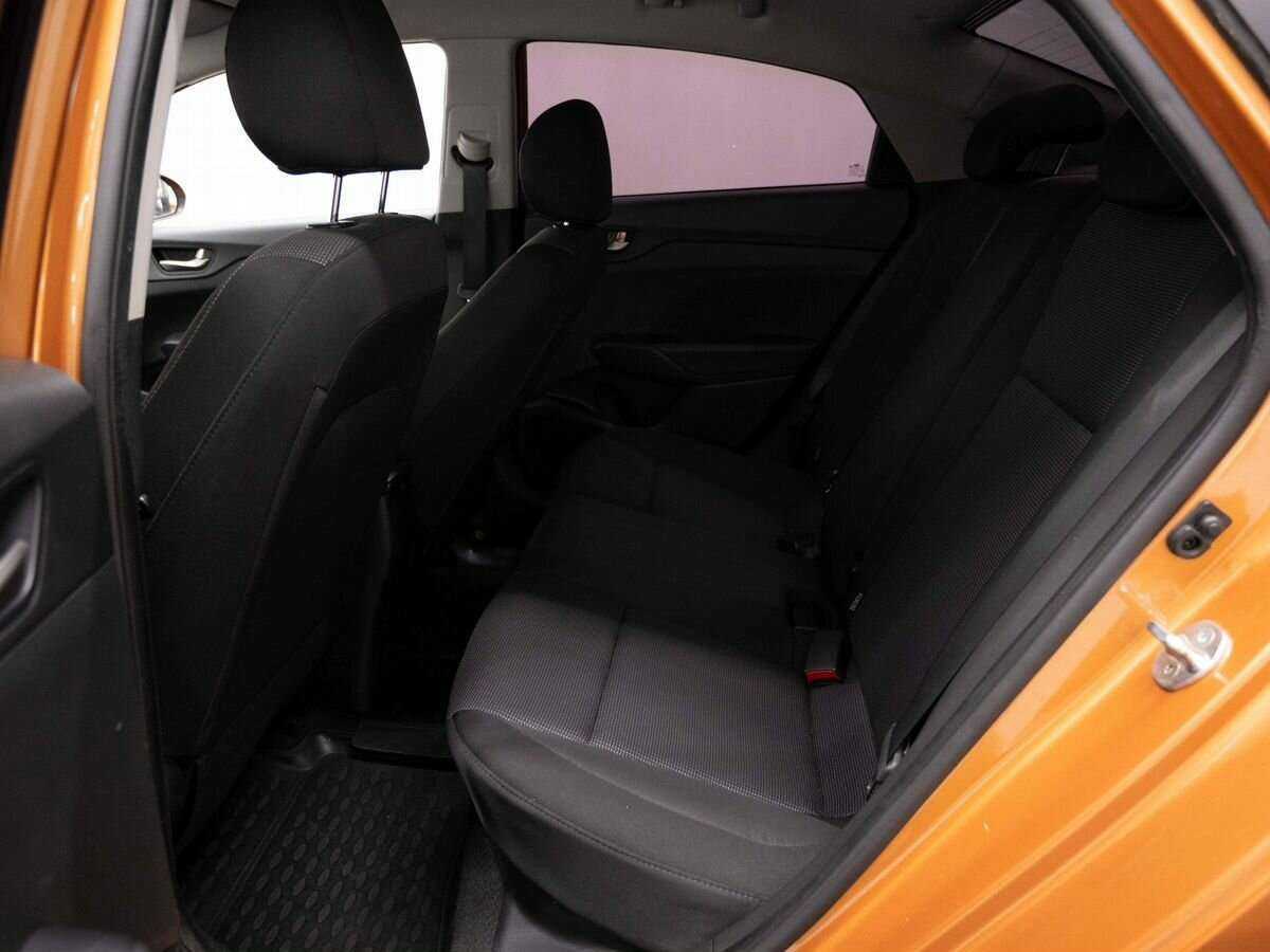 Купить Hyundai Solaris, 2018, 62 000 км, фото №9