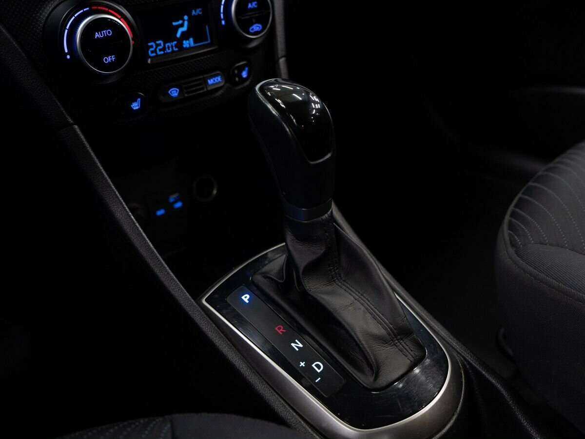 Купить Hyundai Solaris, 2015, 149 445 км, фото №13