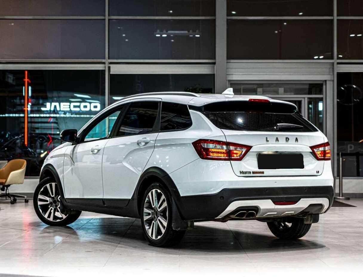 Купить Lada (ВАЗ) Vesta SW Cross, 2018, 84 500 км, фото №4