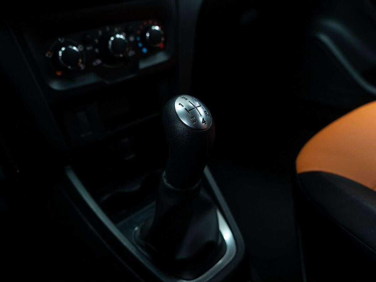 Купить Lada (ВАЗ) XRAY Cross, 2019, 61 000 км, фото №12