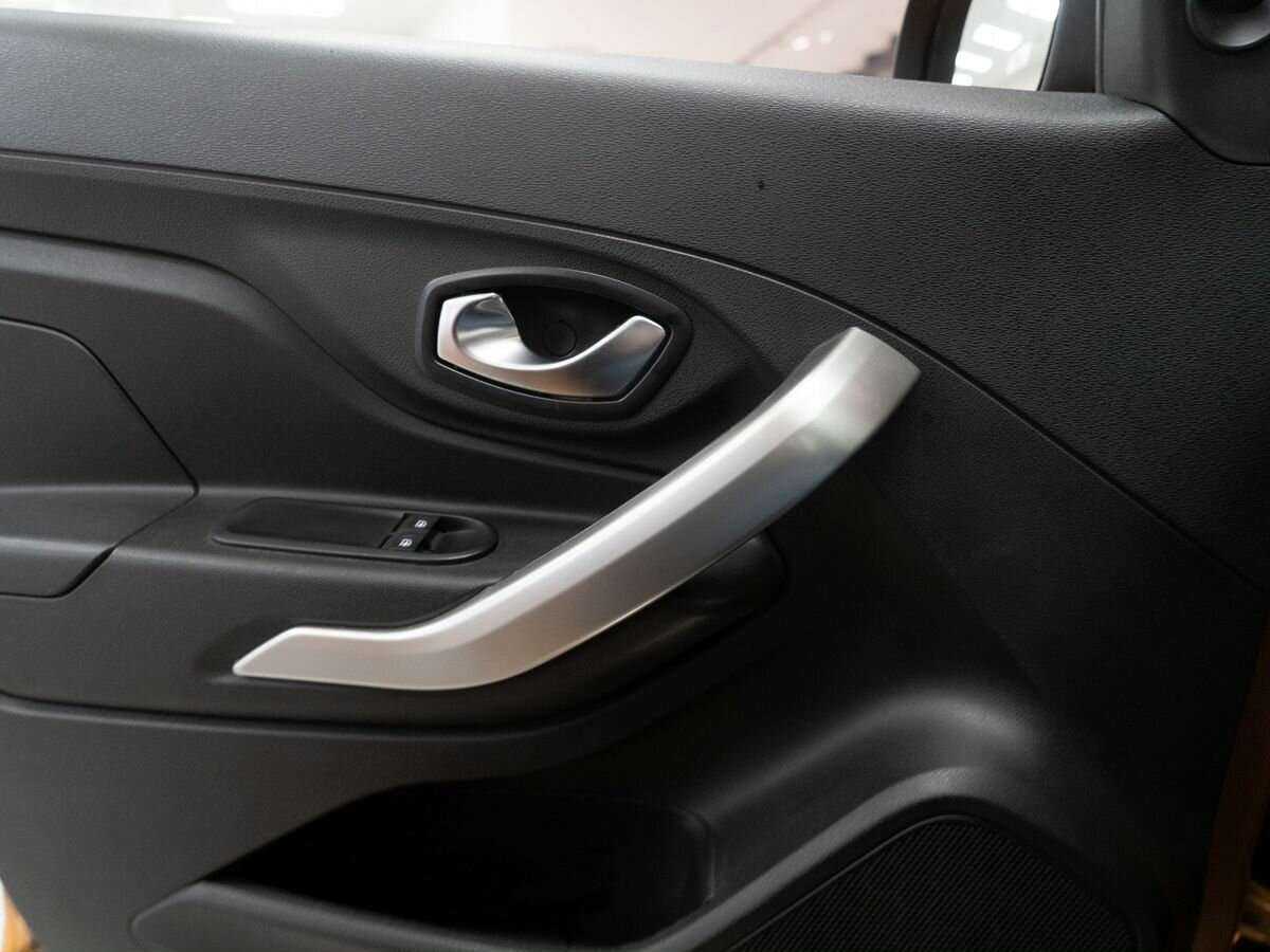 Купить Lada (ВАЗ) XRAY Cross, 2019, 61 000 км, фото №14