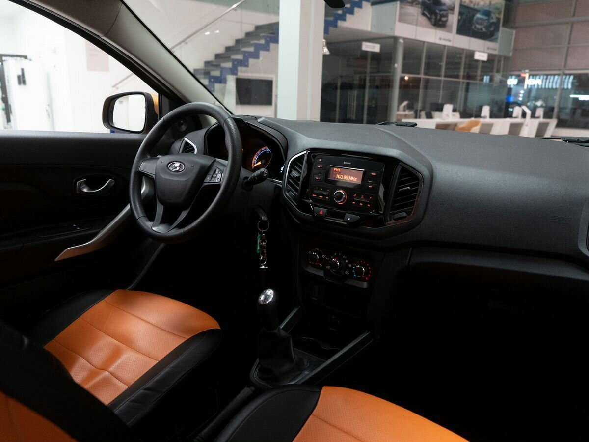 Купить Lada (ВАЗ) XRAY Cross, 2019, 61 000 км, фото №15