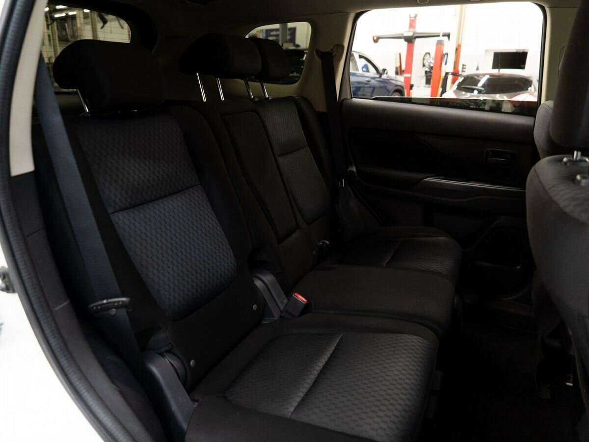 Купить Mitsubishi Outlander, 2015, 140 000 км, фото №11