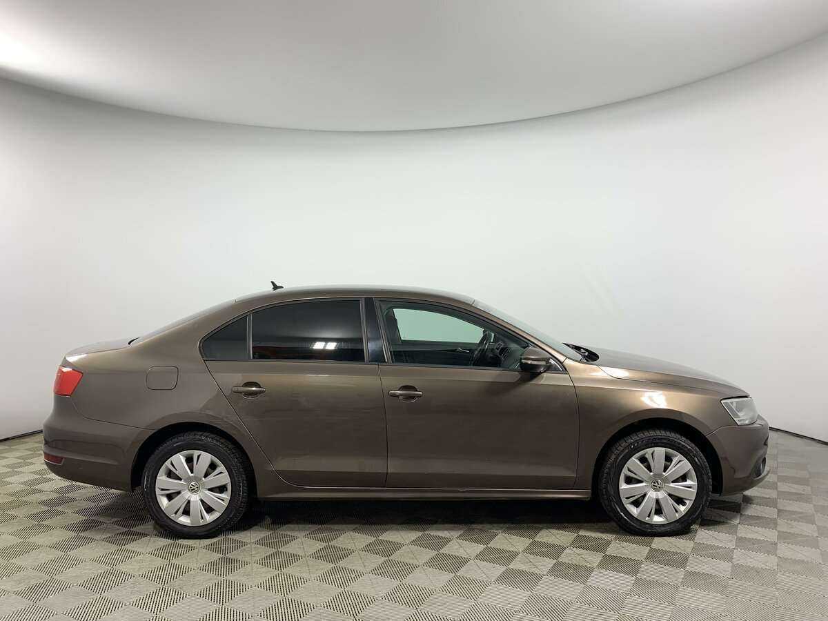 Купить Volkswagen Jetta, 2013, 222 783 км, фото №4