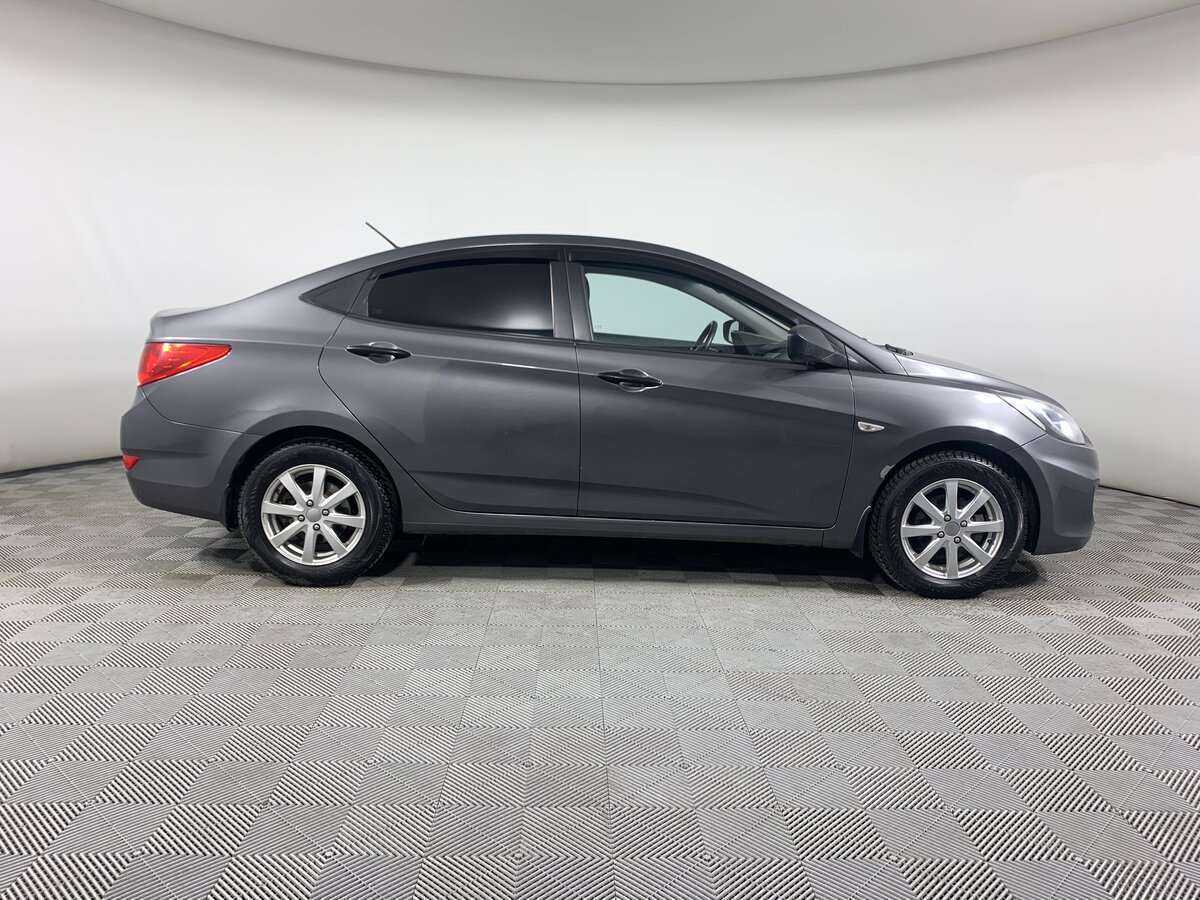 Купить Hyundai Solaris, 2012, 170 379 км, фото №4