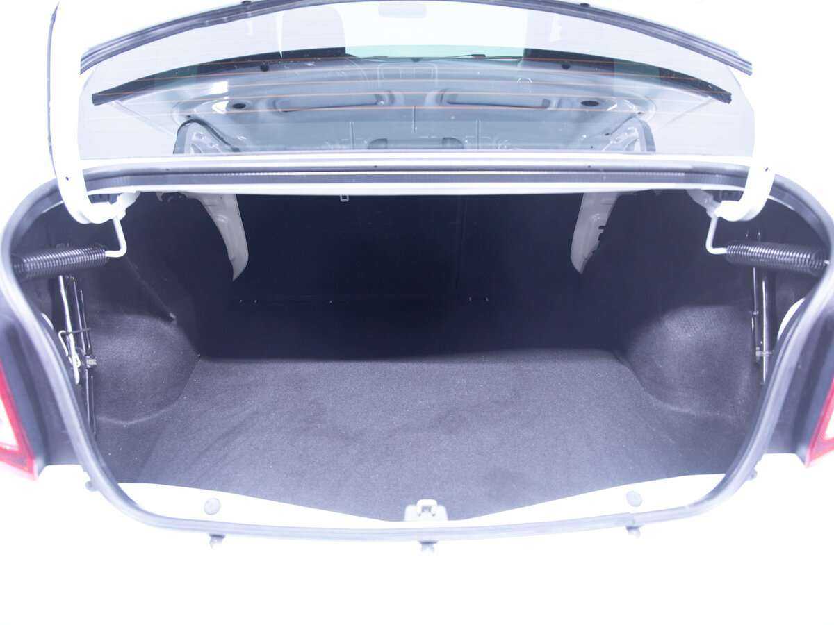 Купить Renault Logan Stepway, 2019, 73 365 км, фото №9