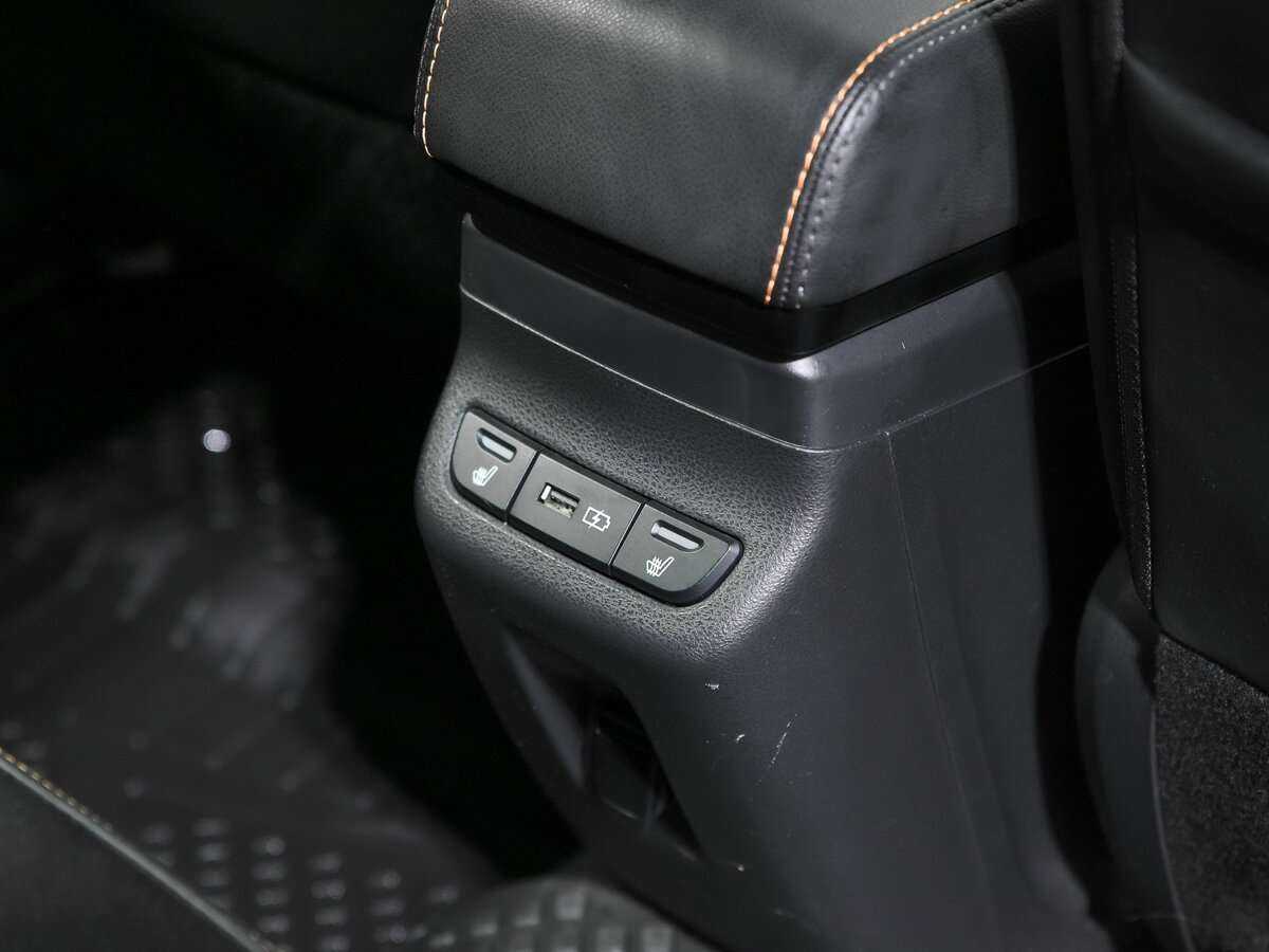 Купить Lada (ВАЗ) Vesta SW Cross, 2021, 51 399 км, фото №17