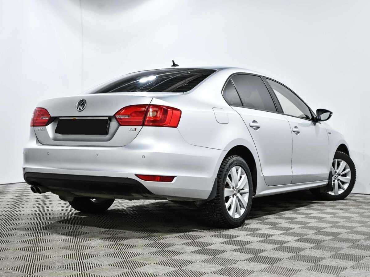 Купить Volkswagen Jetta, 2013, 158 244 км, фото №4