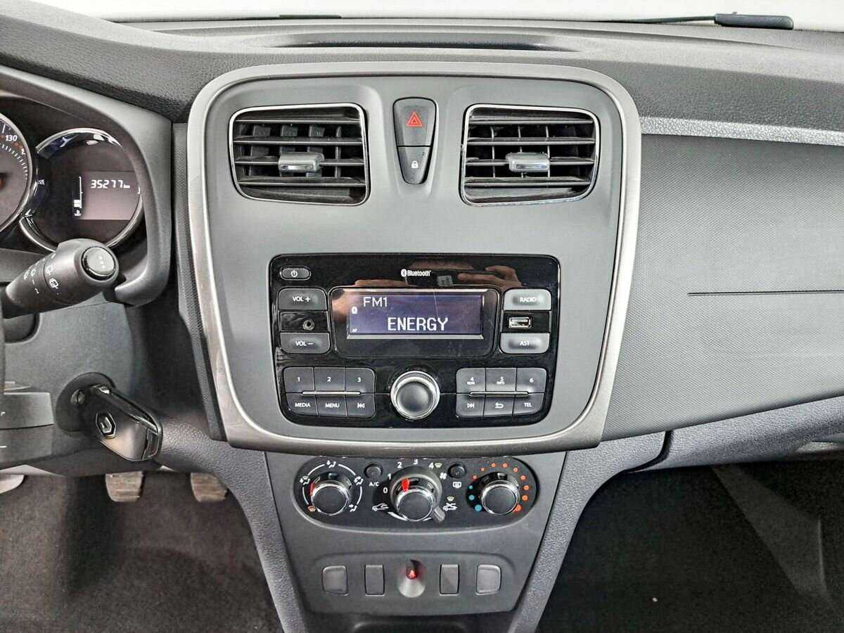 Купить Renault Sandero Stepway, 2021, 35 179 км, фото №13