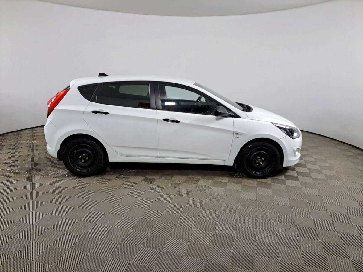 Купить Hyundai Solaris, 2014, 101 121 км, фото №4