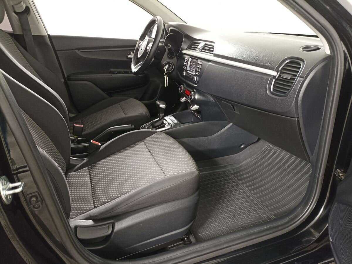 Купить Kia Rio, 2018, 41 123 км, фото №11