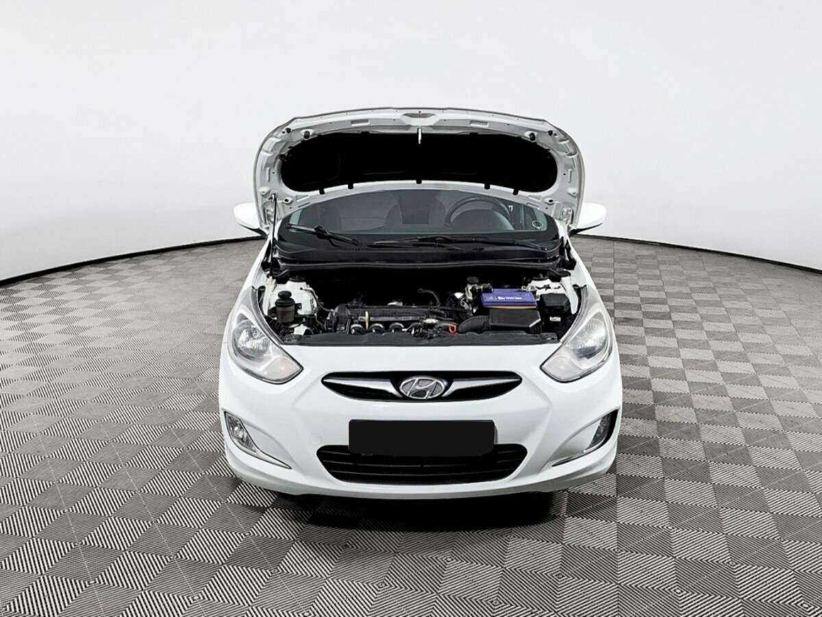 Купить Hyundai Solaris, 2013, 148 000 км, фото №9