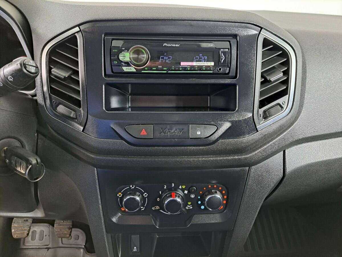 Купить Lada (ВАЗ) XRAY, 2019, 37 673 км, фото №15