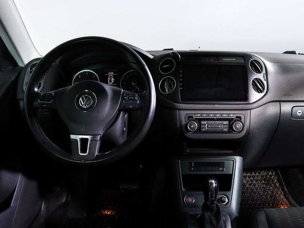 Купить Volkswagen Tiguan, 2012, 130 200 км, фото №12