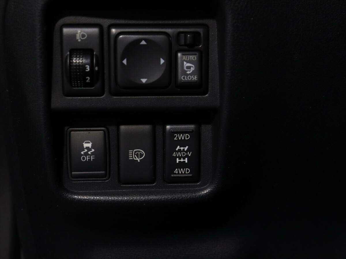 Купить Nissan Juke, 2012, 141 293 км, фото №15