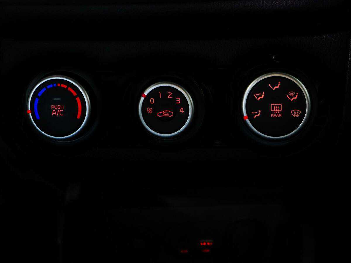 Купить Kia Rio, 2016, 118 900 км, фото №14