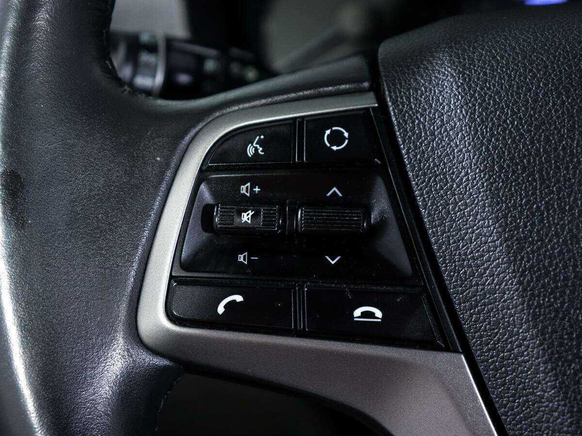 Купить Hyundai Solaris, 2018, 86 000 км, фото №17