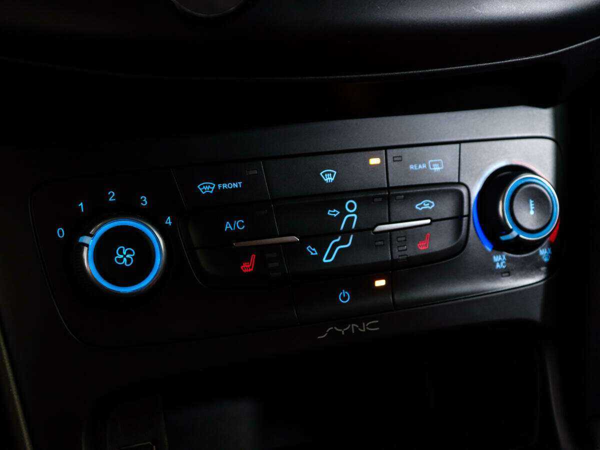 Купить Ford Focus, 2019, 98 000 км, фото №17