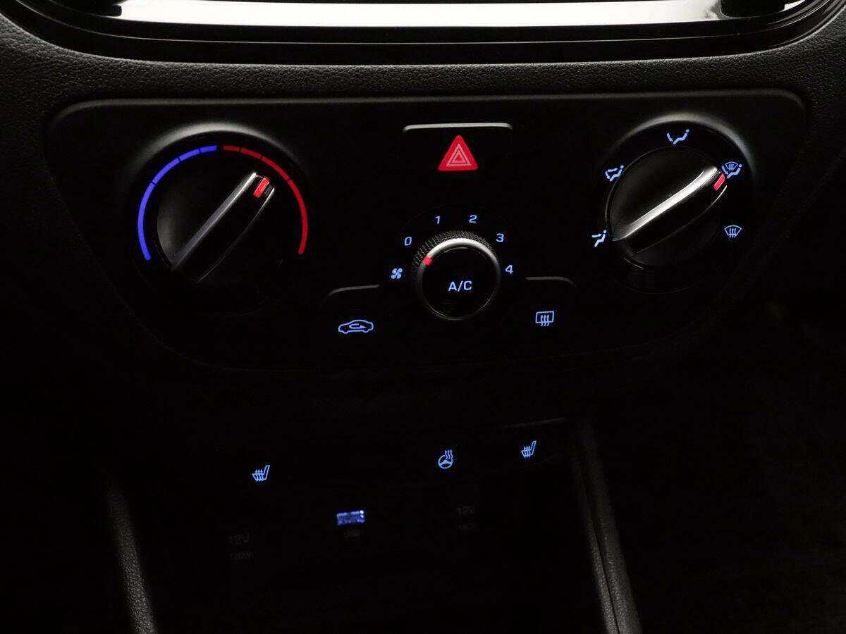 Купить Hyundai Solaris, 2021, 60 520 км, фото №16