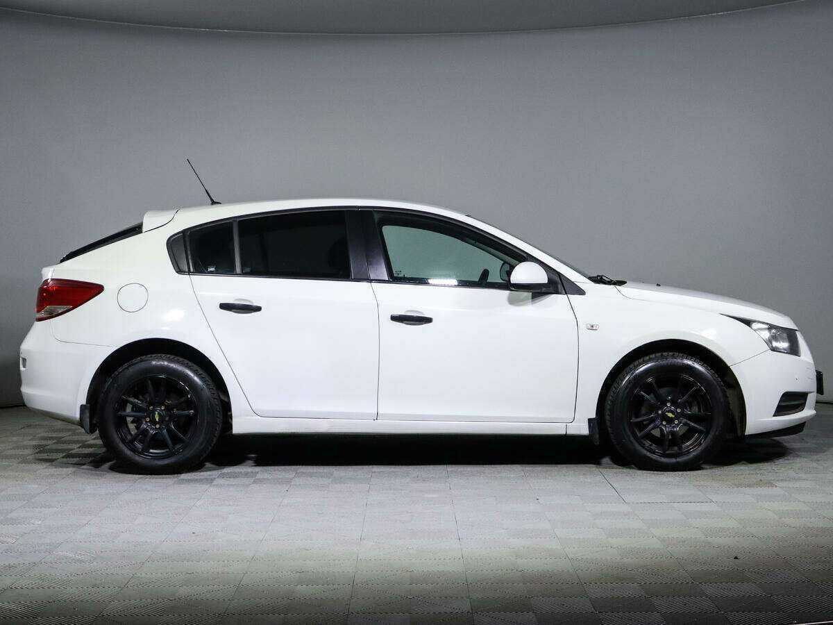 Купить Chevrolet Cruze, 2012, 173 978 км, фото №4