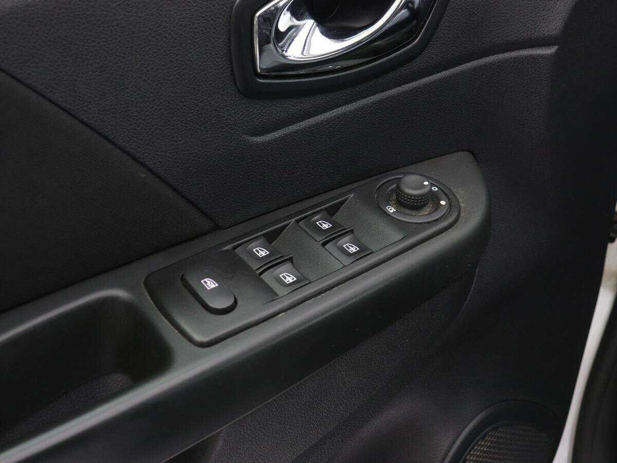 Купить Renault Kaptur, 2016, 51 214 км, фото №17