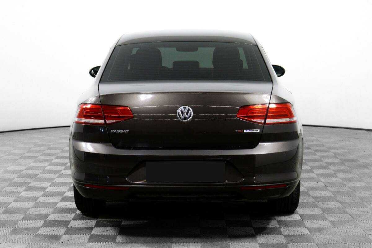 Купить Volkswagen Passat, 2016, 130 800 км, фото №6