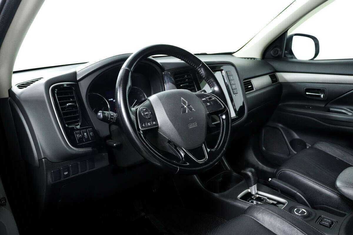 Купить Mitsubishi Outlander, 2015, 70 761 км, фото №13