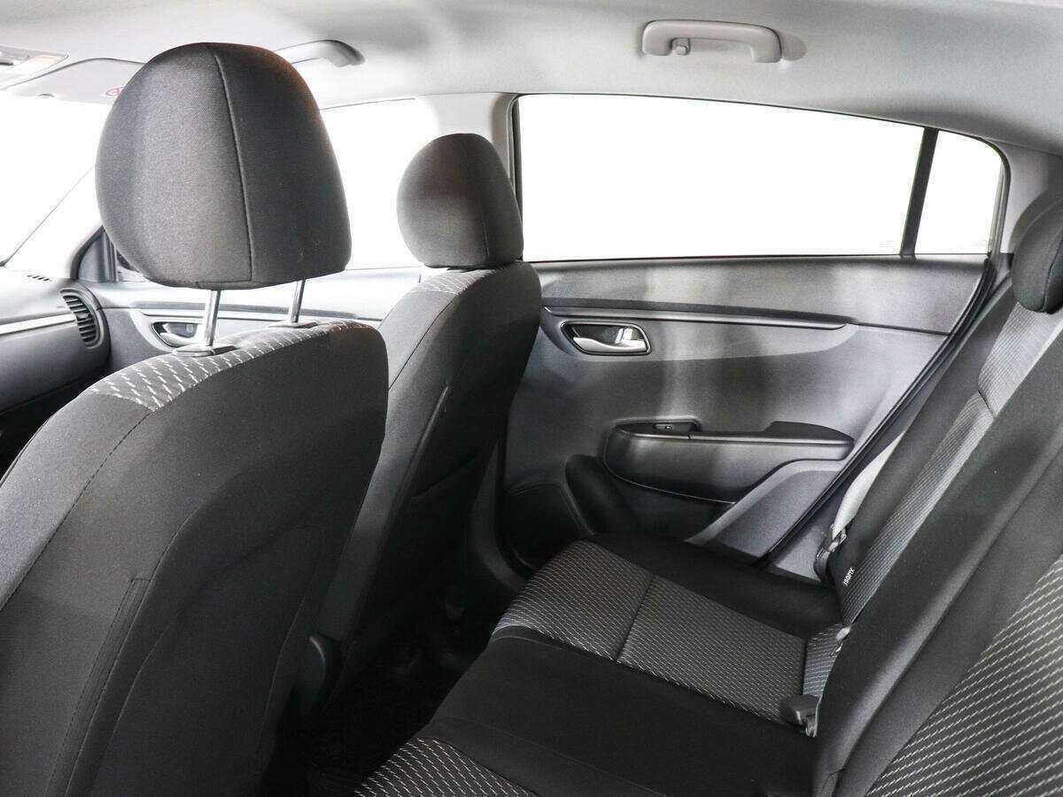 Купить Kia Rio X-Line, 2019, 50 000 км, фото №12