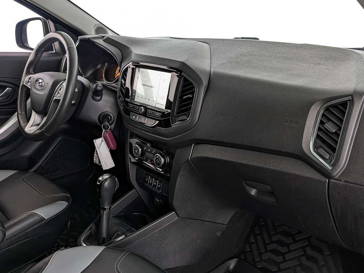 Купить Lada (ВАЗ) XRAY Cross, 2021, 57 152 км, фото №9