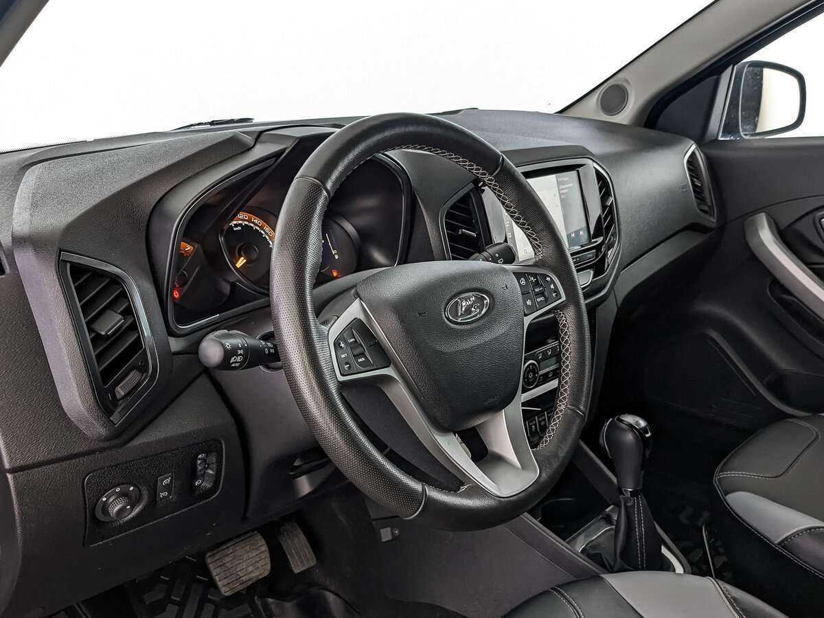 Купить Lada (ВАЗ) XRAY Cross, 2021, 57 152 км, фото №11