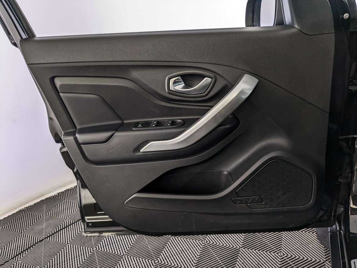 Купить Lada (ВАЗ) XRAY Cross, 2021, 57 152 км, фото №15