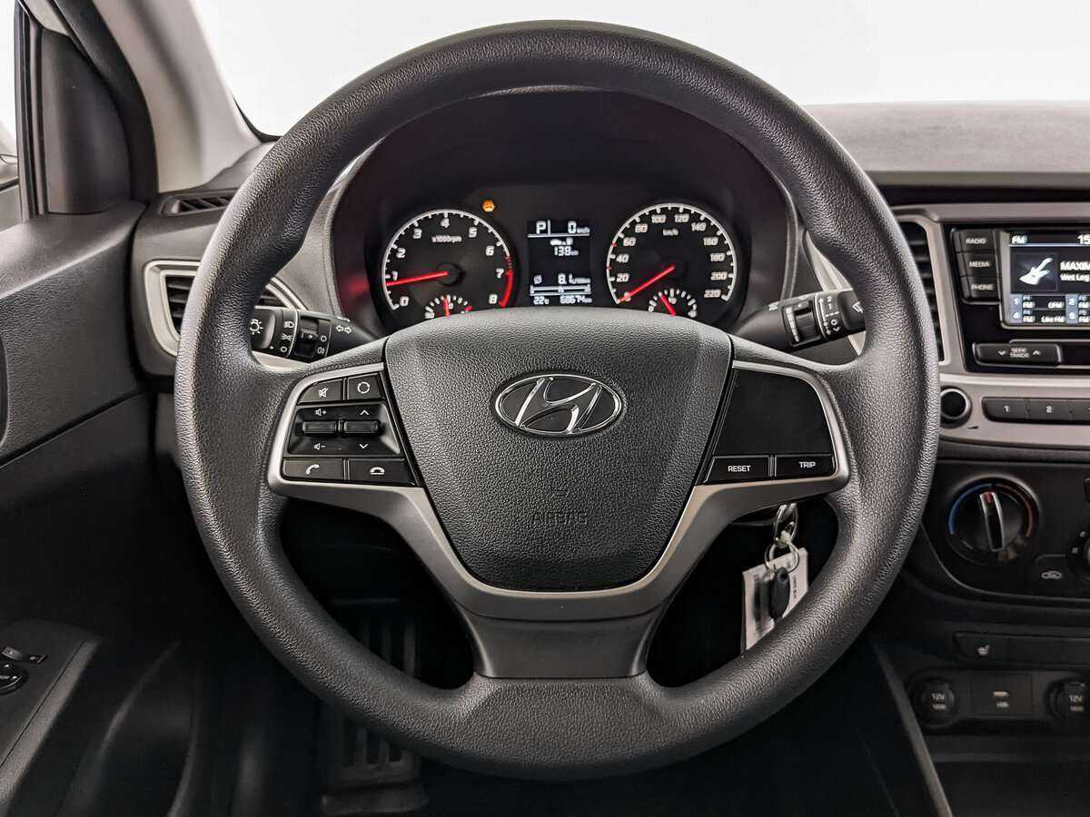 Купить Hyundai Solaris, 2020, 68 660 км, фото №22