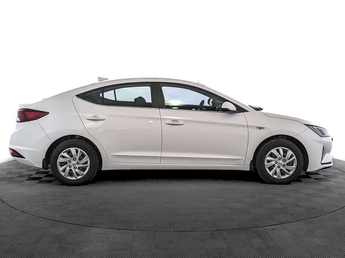 Купить Hyundai Elantra, 2020, 71 482 км, фото №4