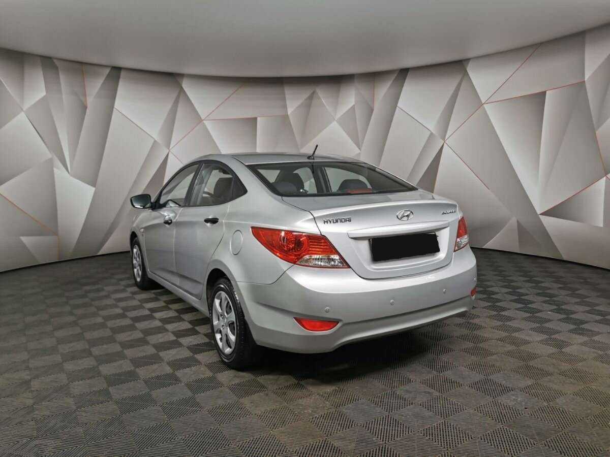 Купить Hyundai Solaris, 2014, 51 765 км, фото №4