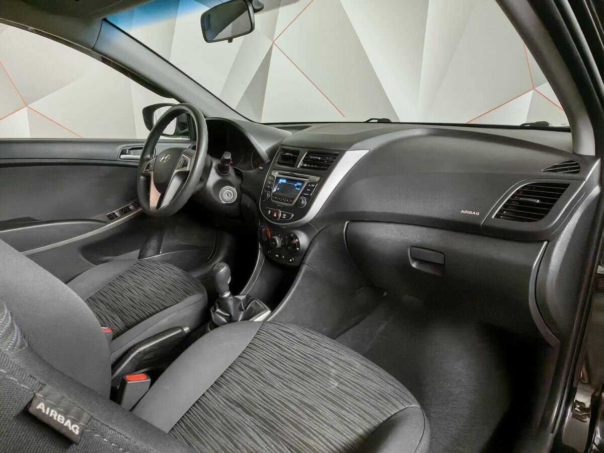 Купить Hyundai Solaris, 2016, 185 132 км, фото №8