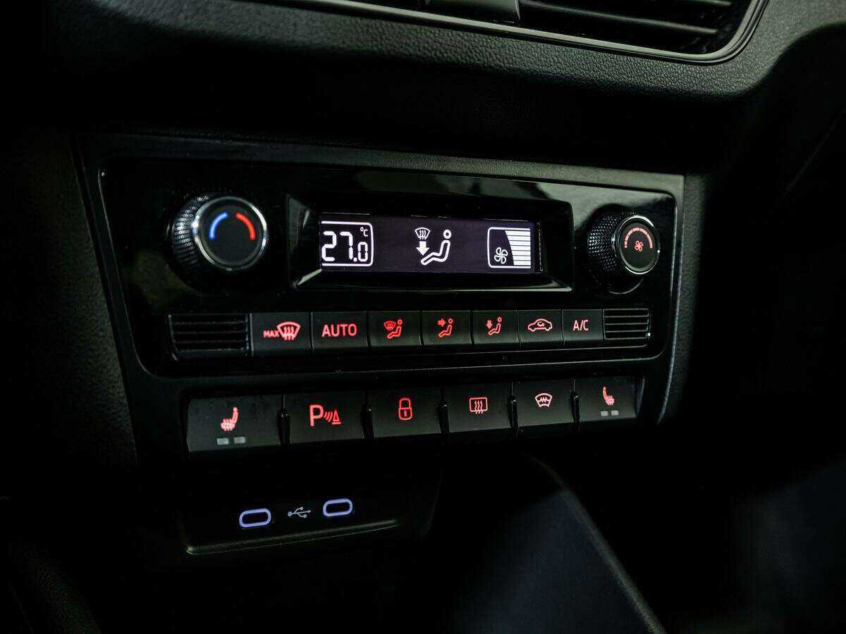 Купить Volkswagen Polo, 2020, 39 000 км, фото №16