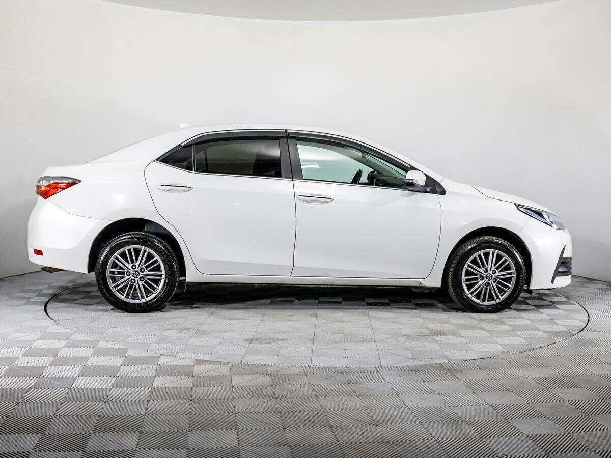 Купить Toyota Corolla, 2018, 73 300 км, фото №4