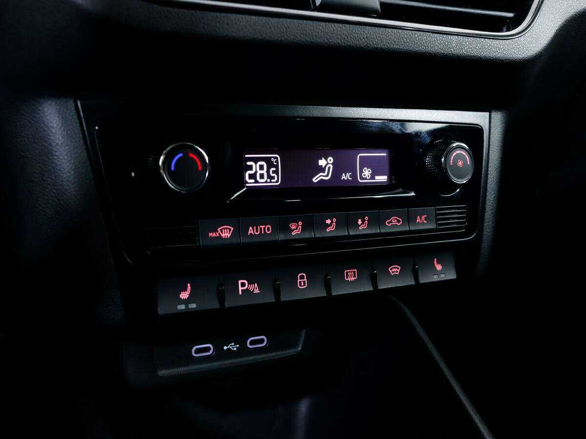 Купить Volkswagen Polo, 2021, 56 492 км, фото №14