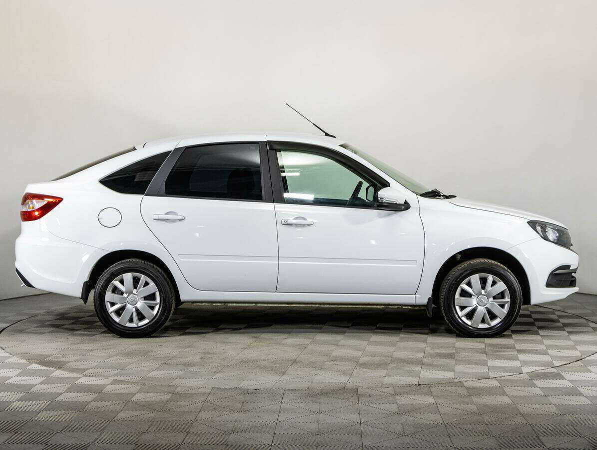 Купить Lada (ВАЗ) Granta, 2022, 29 645 км, фото №4