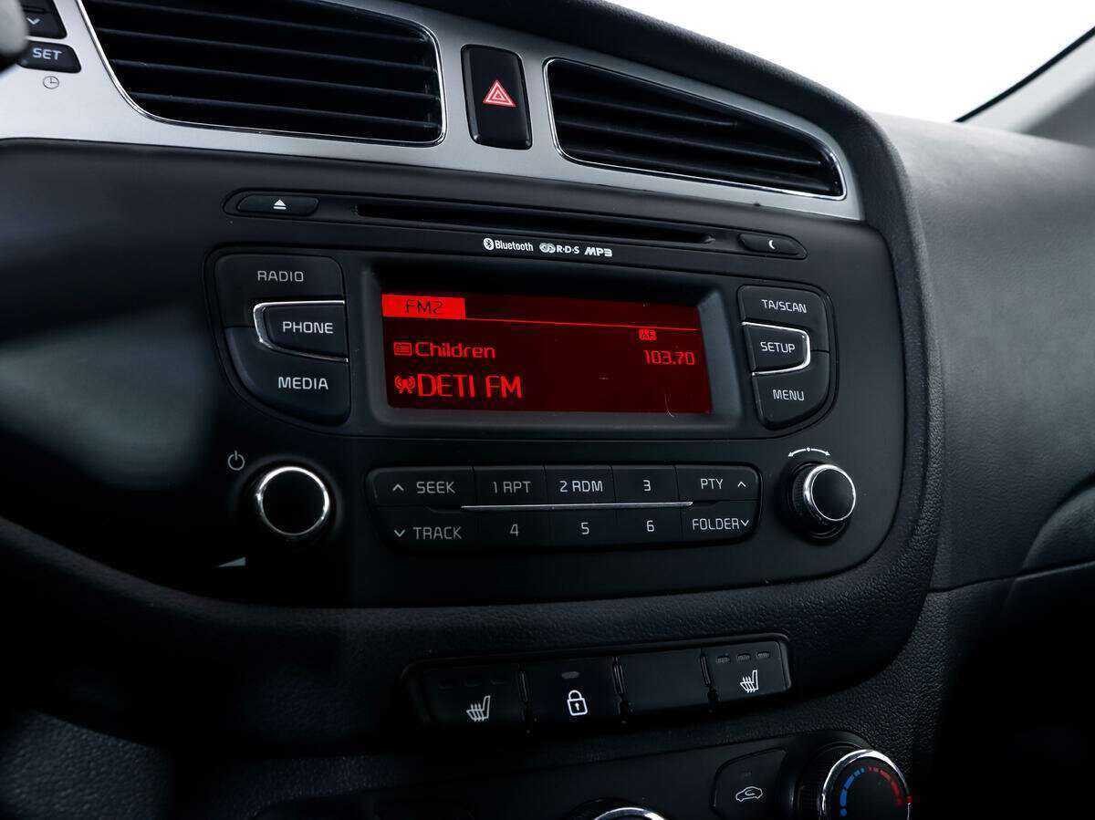 Купить Kia Ceed, 2015, 229 948 км, фото №13