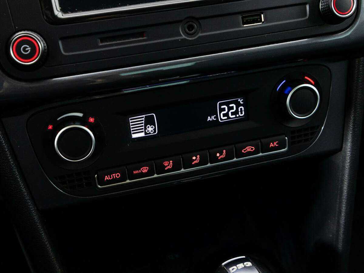 Купить Volkswagen Polo, 2019, 111 000 км, фото №15