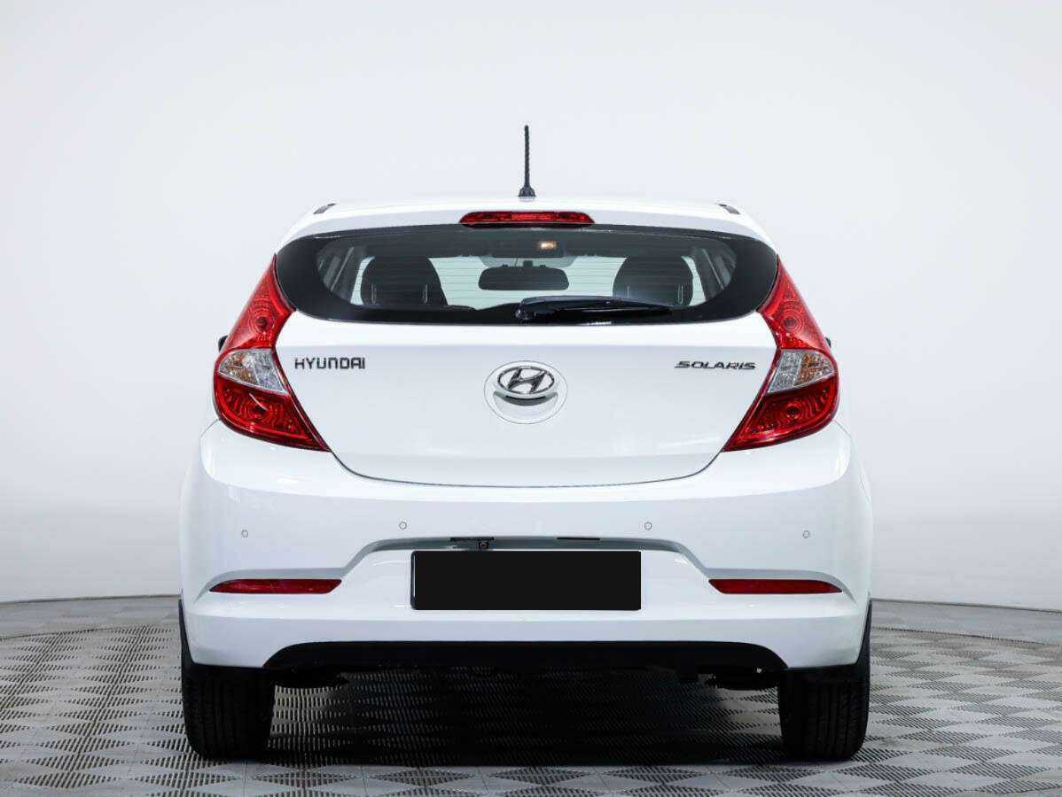 Купить Hyundai Solaris, 2015, 84 753 км, фото №5