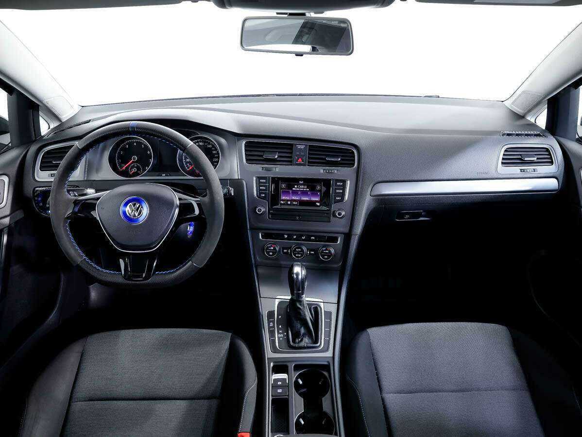 Купить Volkswagen Golf, 2013, 136 879 км, фото №9