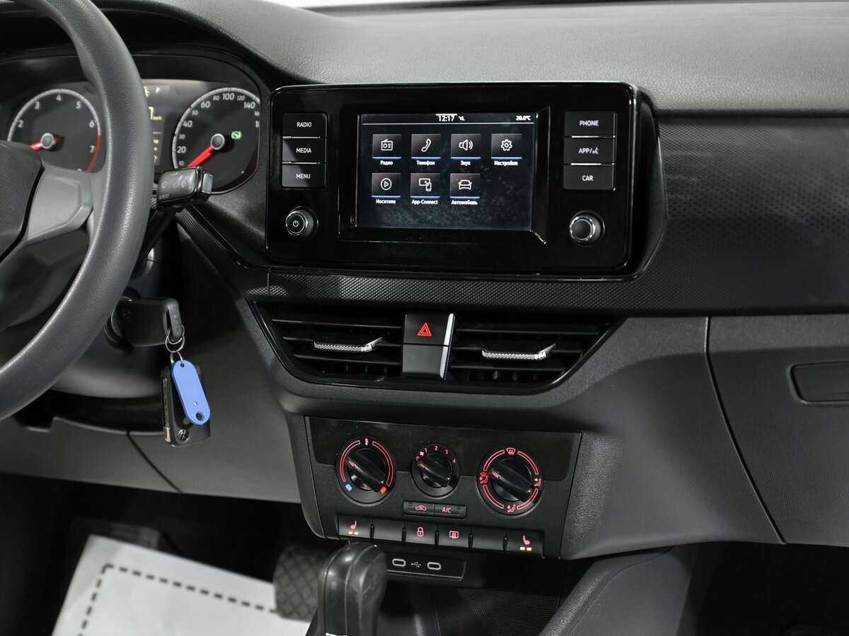 Купить Volkswagen Polo, 2020, 128 000 км, фото №9