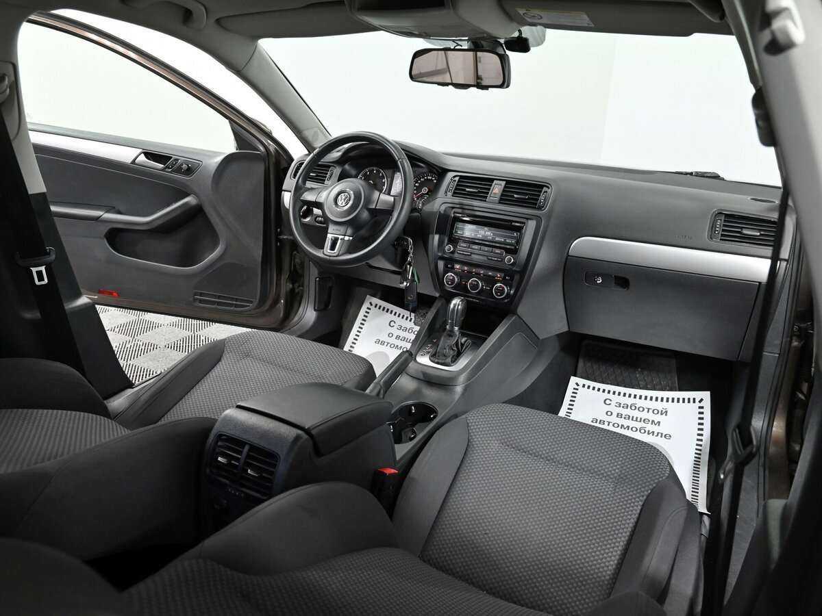 Купить Volkswagen Jetta, 2013, 139 000 км, фото №8
