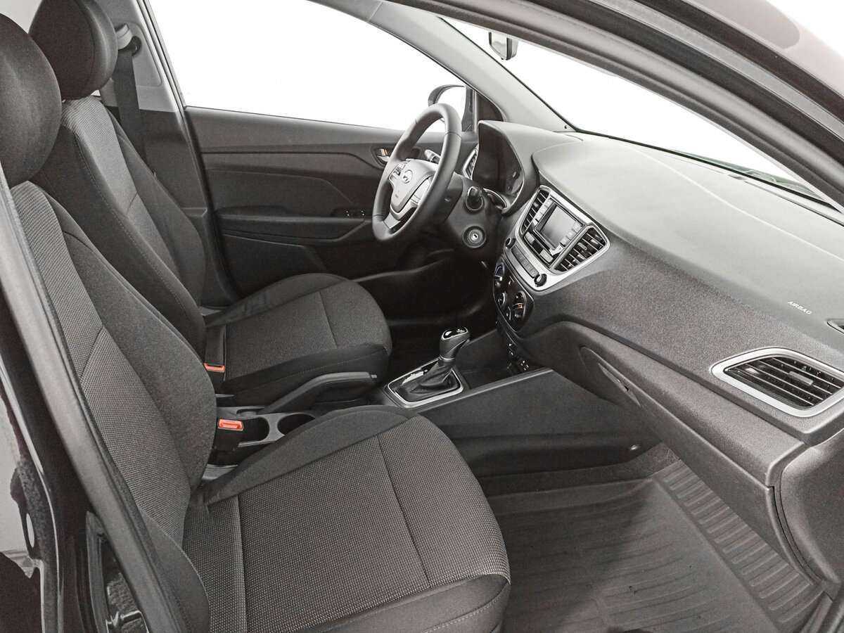 Купить Hyundai Solaris, 2018, 98 002 км, фото №9