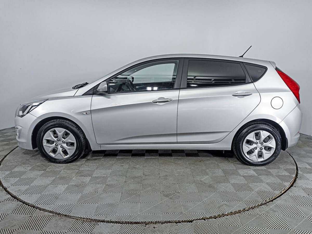 Купить Hyundai Solaris, 2016, 69 858 км, фото №8