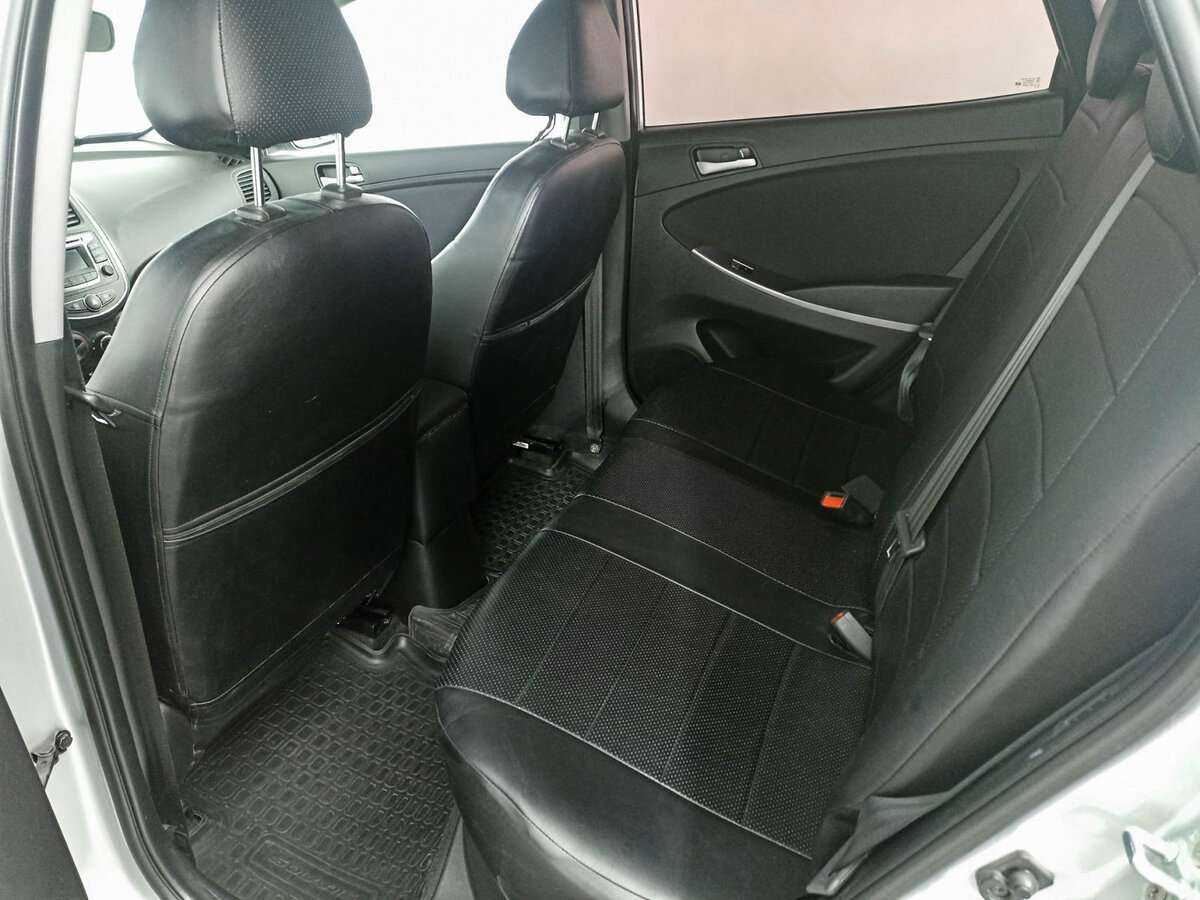 Купить Hyundai Solaris, 2016, 69 858 км, фото №10