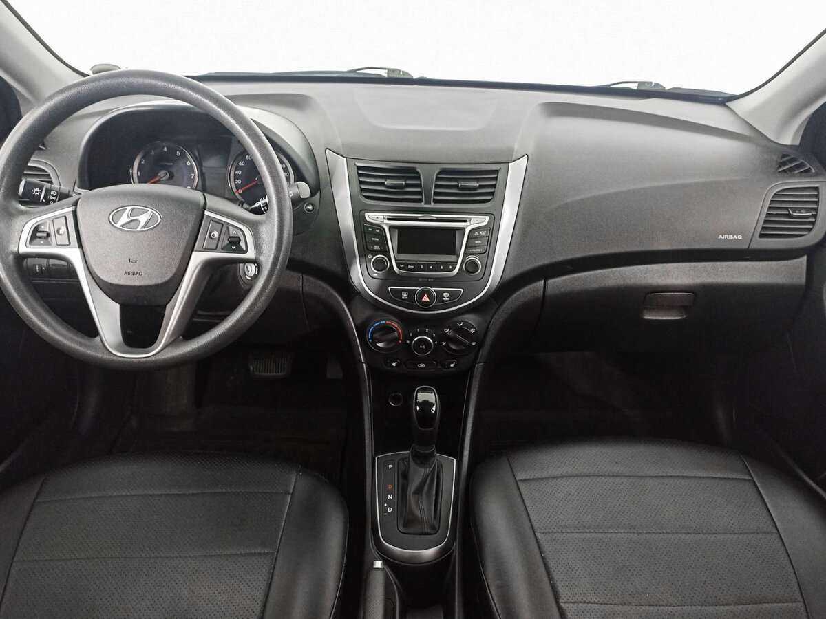Купить Hyundai Solaris, 2016, 69 858 км, фото №12